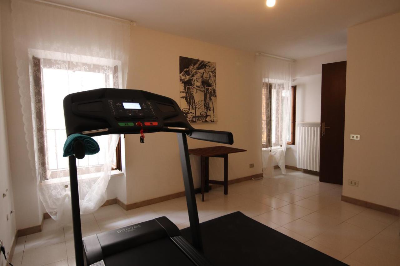 Casa Vacanze Al Borgo Caprino Veronese Exteriör bild