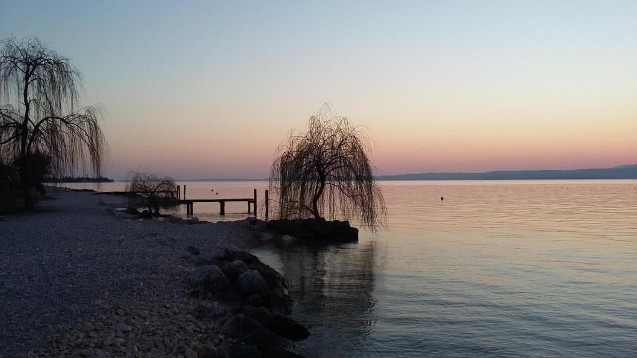 Casa Vacanze Al Borgo Caprino Veronese Exteriör bild